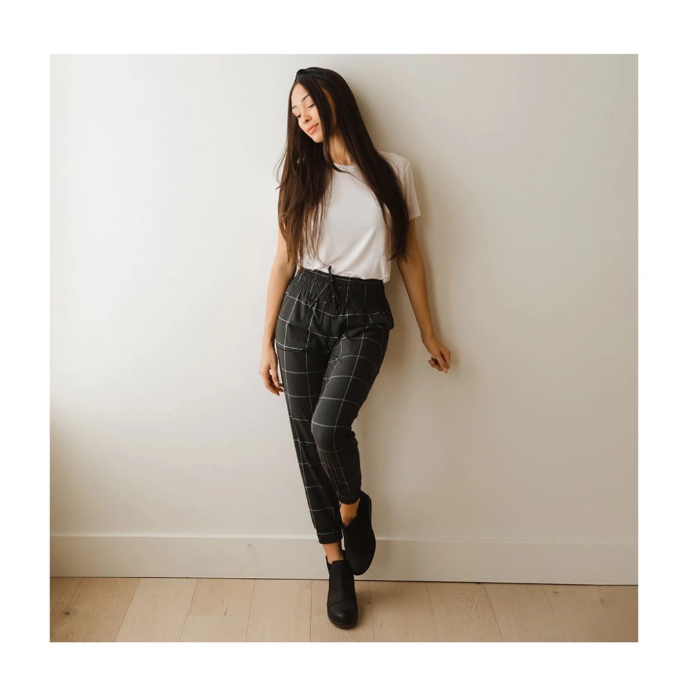 Albion Fit - Black Windowpane Destination Jogger XL